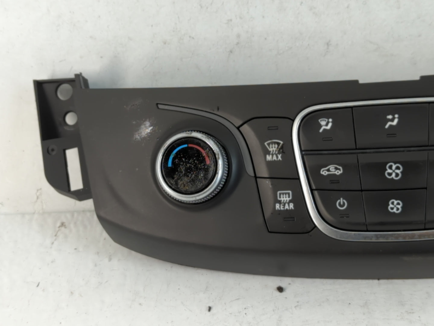 2018-2022 Chevrolet Traverse Climate Control Module Temperature AC/Heater Replacement P/N:84344401 Fits OEM Used Auto Parts 