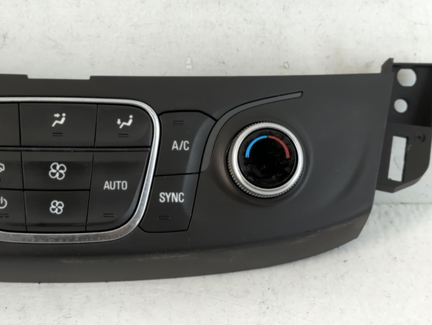 2018-2022 Chevrolet Traverse Climate Control Module Temperature AC/Heater Replacement P/N:84344401 Fits OEM Used Auto Parts 
