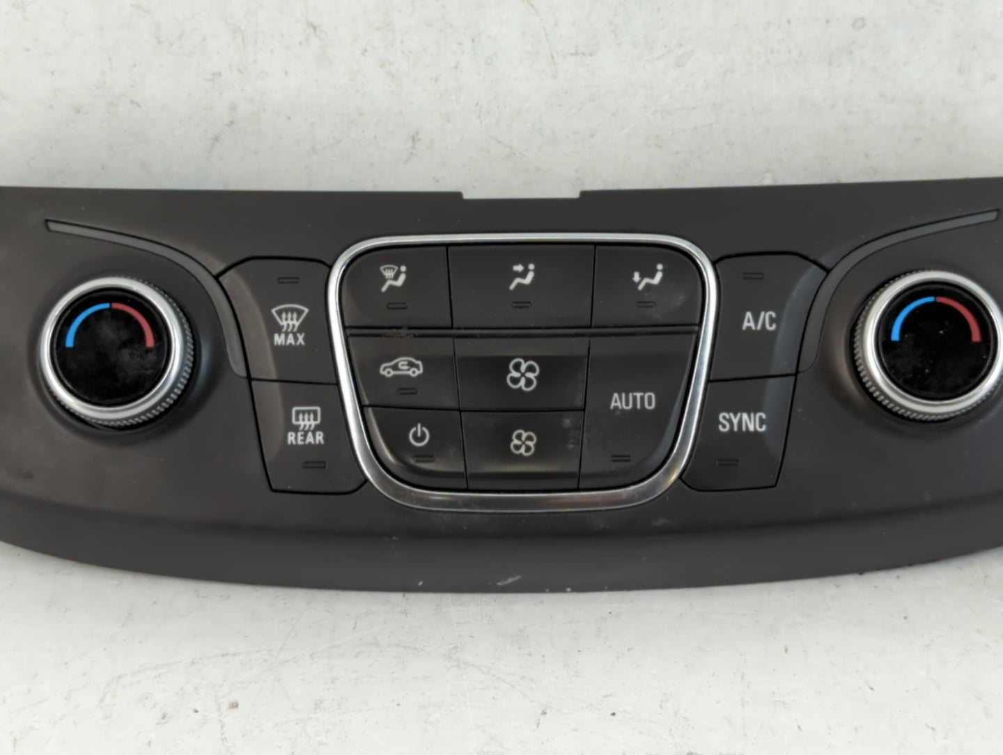 2018-2022 Chevrolet Traverse Climate Control Module Temperature AC/Heater Replacement P/N:84344401 Fits OEM Used Auto Parts 