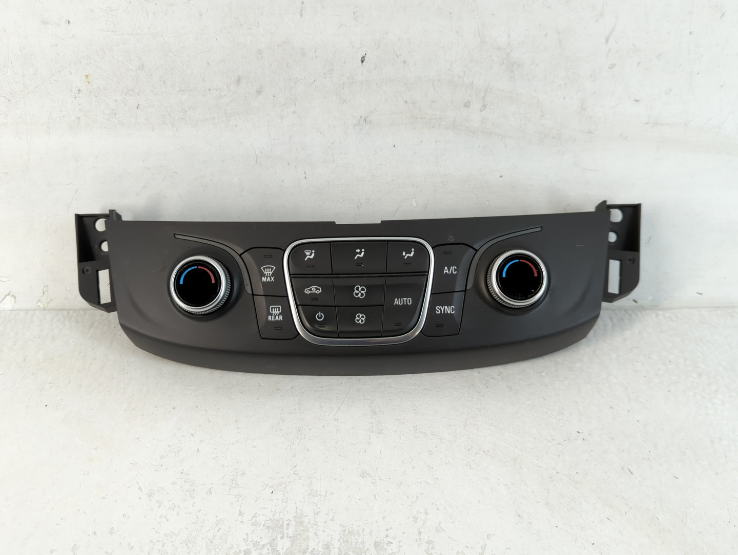 2018-2022 Chevrolet Traverse Climate Control Module Temperature AC/Heater Replacement P/N:84344401 Fits OEM Used Auto Parts 