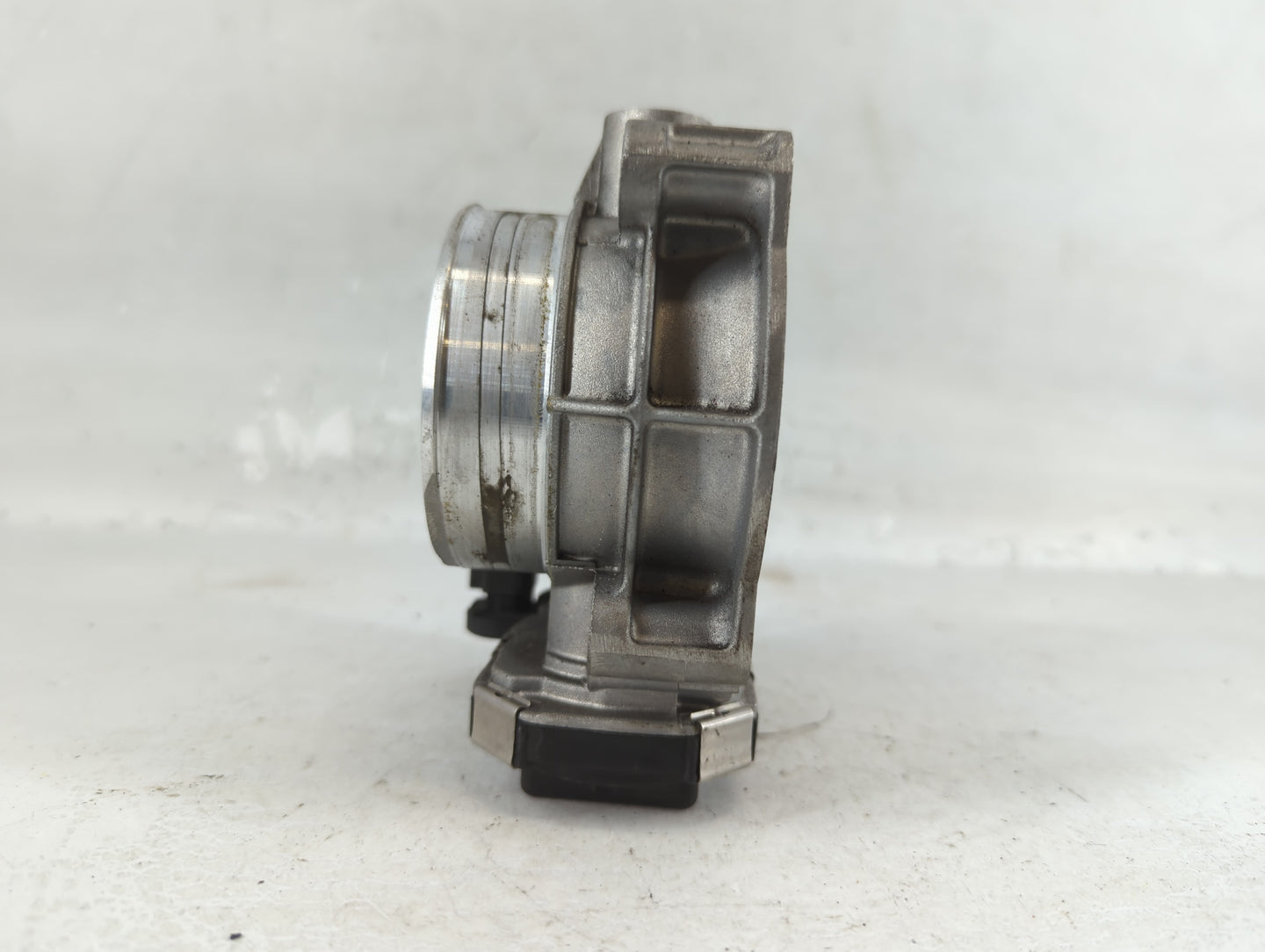 2017-2022 Chevrolet Traverse Throttle Body P/N:12670981AA Fits Fits 2012 2013 2014 2015 2016 2017 2018 2019 2020 2021 2022 O