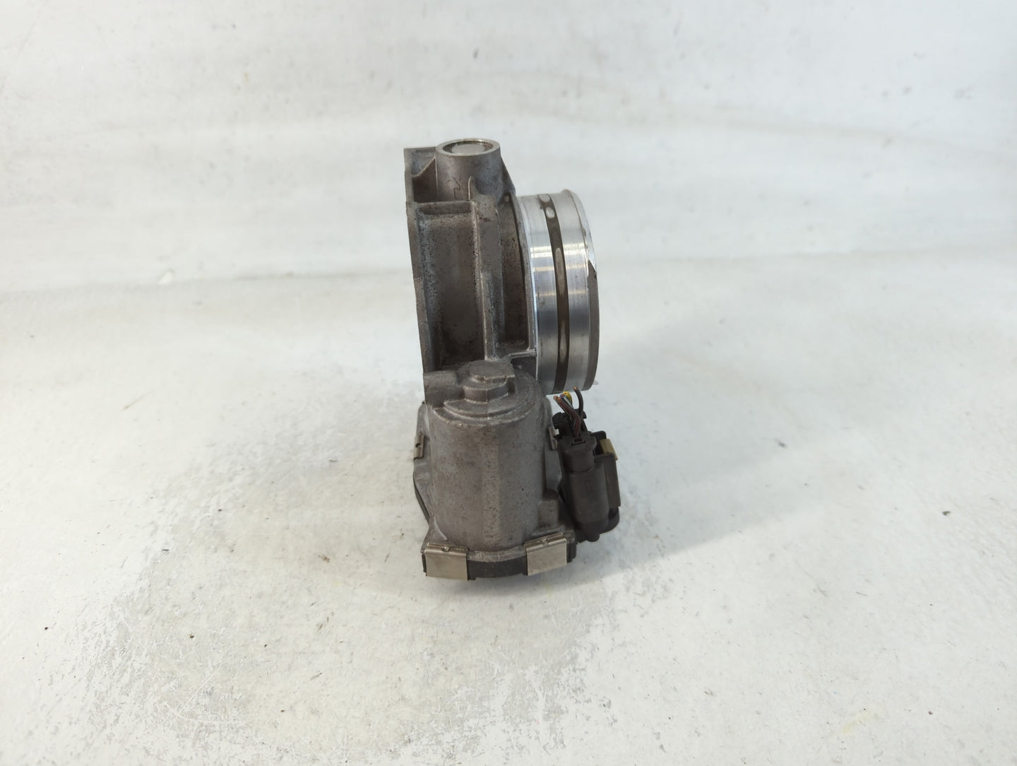 2017-2022 Chevrolet Traverse Throttle Body P/N:12670981AA Fits Fits 2012 2013 2014 2015 2016 2017 2018 2019 2020 2021 2022 O