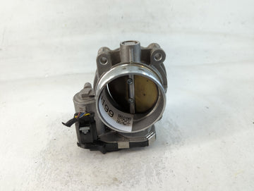 2018-2019 Chevrolet Traverse Throttle Body P/N:12670981AA Fits Fits 2013 2014 2015 2016 2017 2018 2019 2020 2021 OEM Used Au