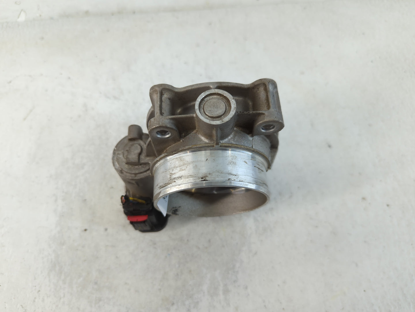 2018-2019 Chevrolet Traverse Throttle Body P/N:12670981AA Fits Fits 2013 2014 2015 2016 2017 2018 2019 2020 2021 OEM Used Au