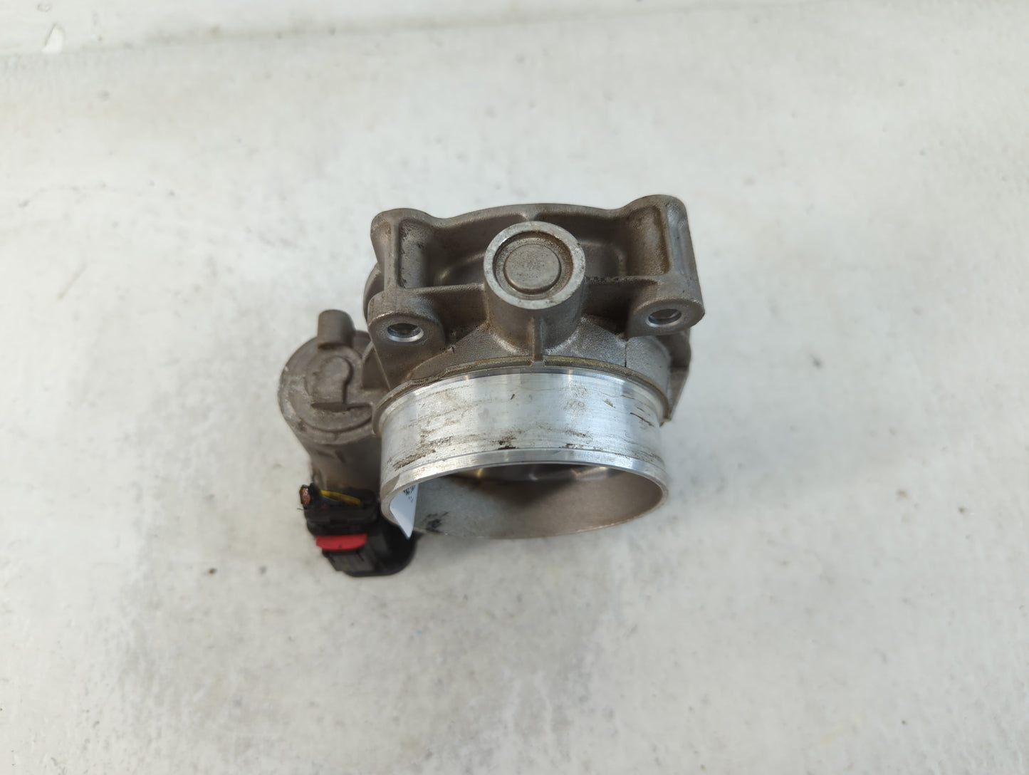 2018-2019 Chevrolet Traverse Throttle Body P/N:12670981AA Fits Fits 2013 2014 2015 2016 2017 2018 2019 2020 2021 OEM Used Au