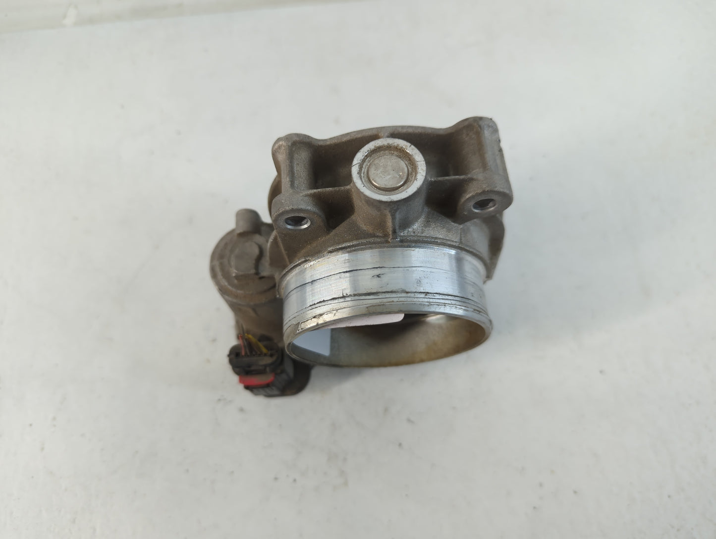 2018-2019 Chevrolet Traverse Throttle Body P/N:12670981AA Fits Fits 2013 2014 2015 2016 2017 2018 2019 2020 2021 OEM Used Au
