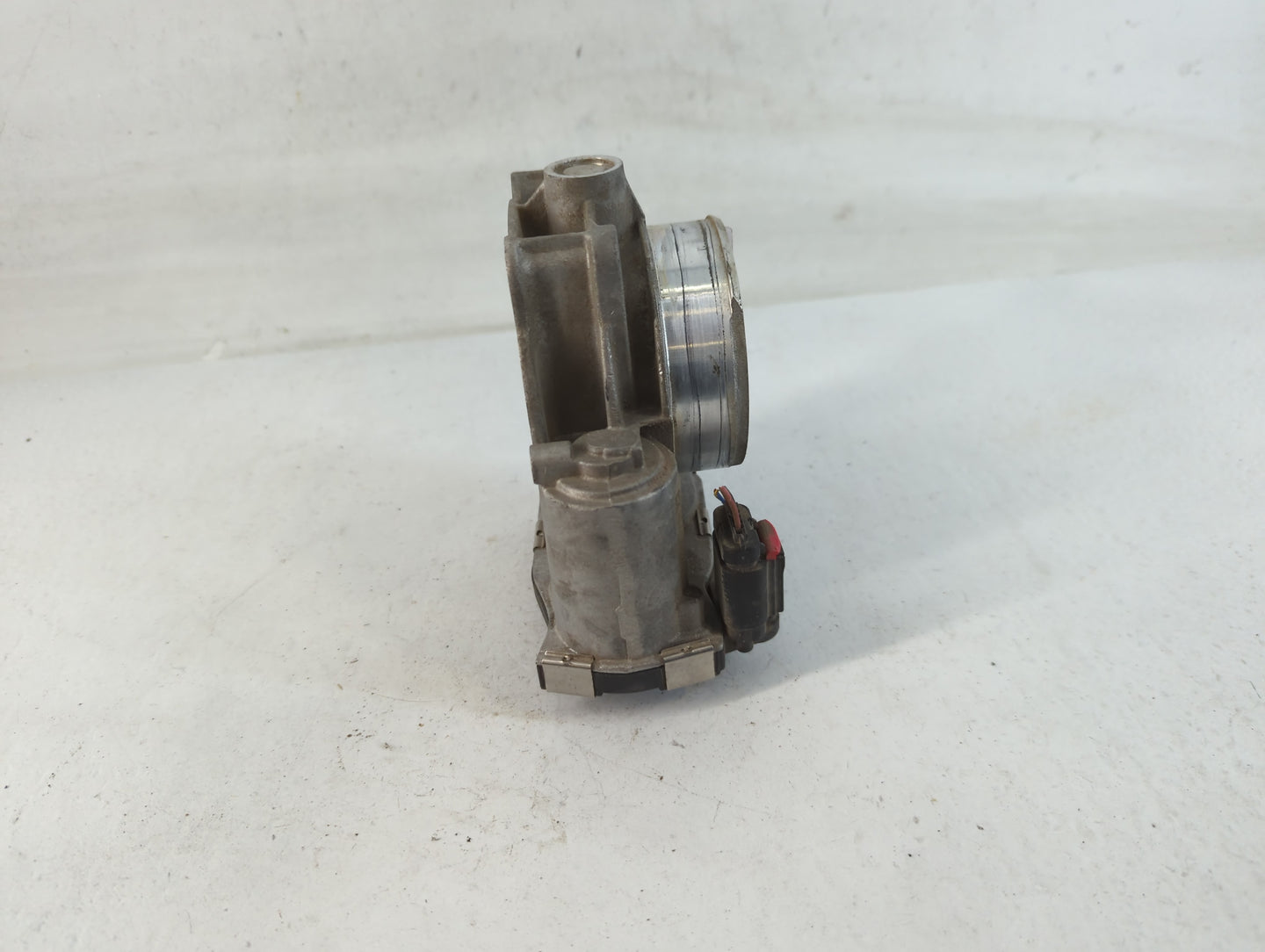 2018-2019 Chevrolet Traverse Throttle Body P/N:12670981AA Fits Fits 2013 2014 2015 2016 2017 2018 2019 2020 2021 OEM Used Au