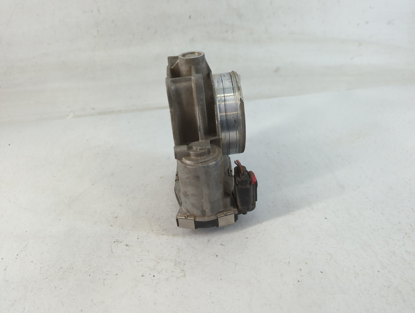 2018-2019 Chevrolet Traverse Throttle Body P/N:12670981AA Fits Fits 2013 2014 2015 2016 2017 2018 2019 2020 2021 OEM Used Au