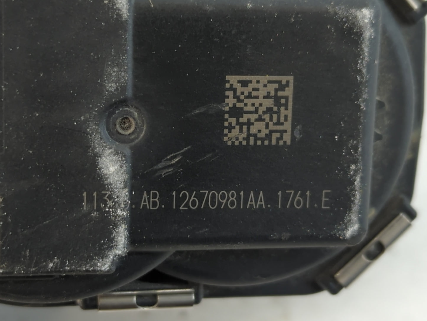 2018-2019 Chevrolet Traverse Throttle Body P/N:12670981AA Fits Fits 2013 2014 2015 2016 2017 2018 2019 2020 2021 OEM Used Au