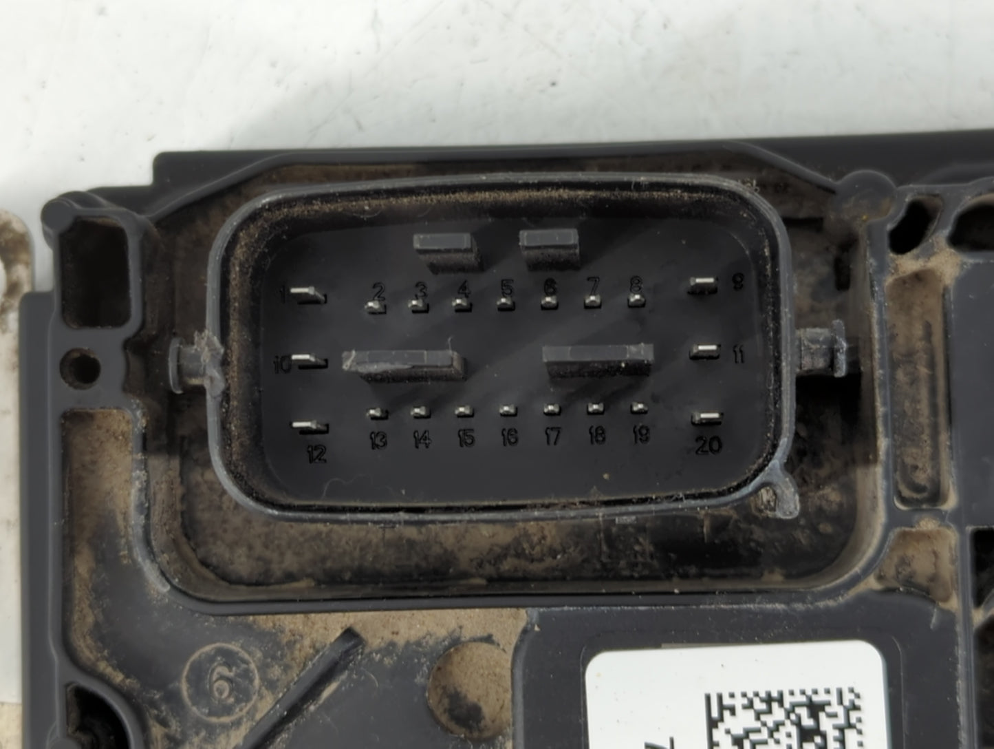 2018-2022 Chevrolet Traverse Chassis Control Module Ccm Bcm Body Control - Oemusedautoparts1.com