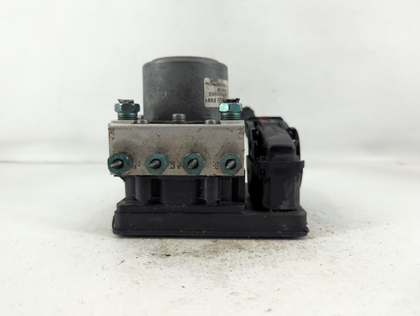 2019-2022 Chevrolet Traverse ABS Pump Control Module Replacement P/N:84503309 Fits Fits 2019 2020 2021 2022 OEM Used Auto Pa