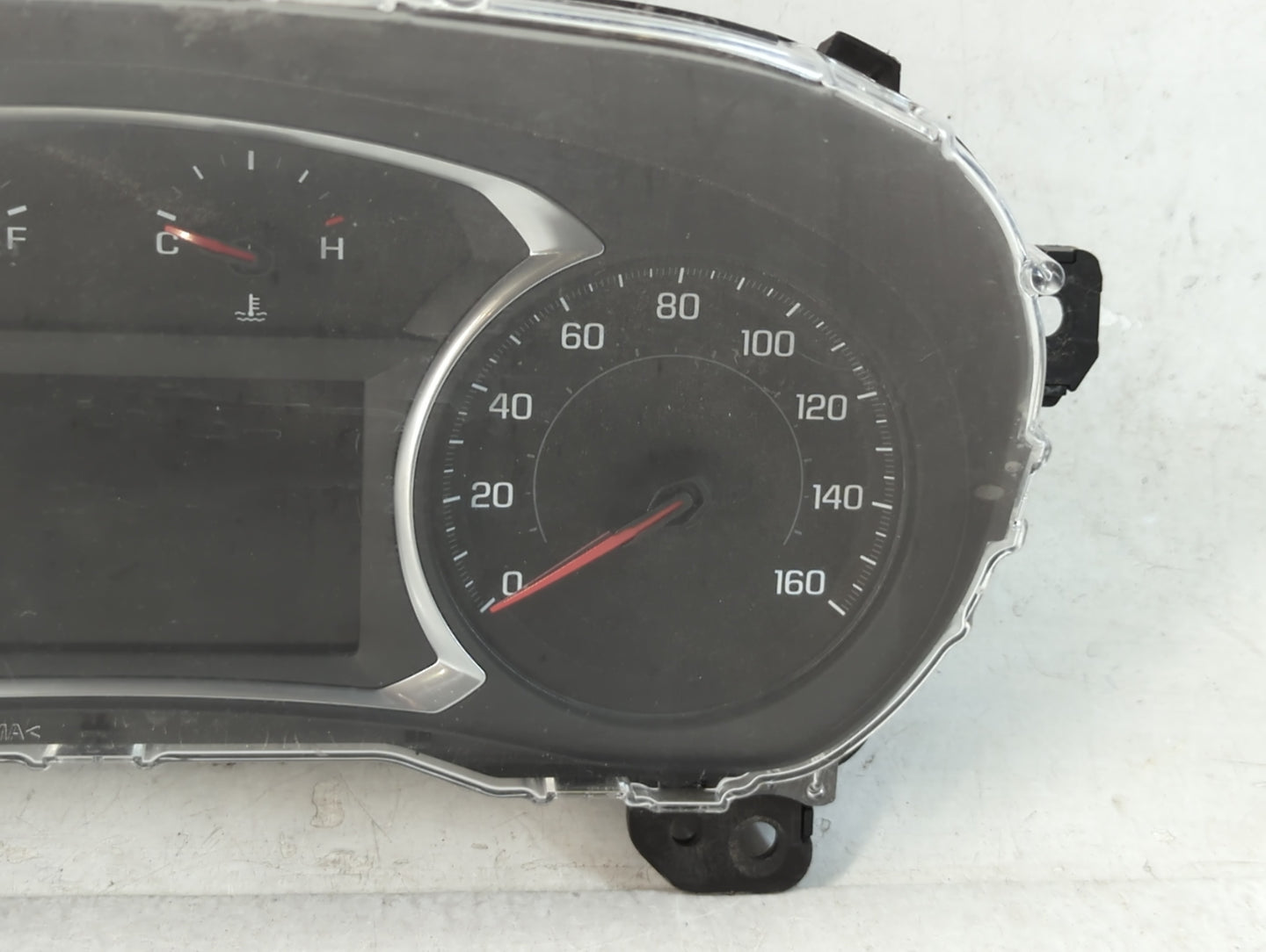 2019 Chevrolet Traverse Instrument Cluster Speedometer Gauges P/N:84573384 Miles: Fits OEM Used Auto Parts - Oemusedautopart