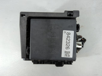 compare product 2018-2019 Chevrolet Traverse Fusebox Fuse Box Panel Relay Module P/N:7171-4521-30 Fits Fits 2018 2019 OEM Used Auto Parts