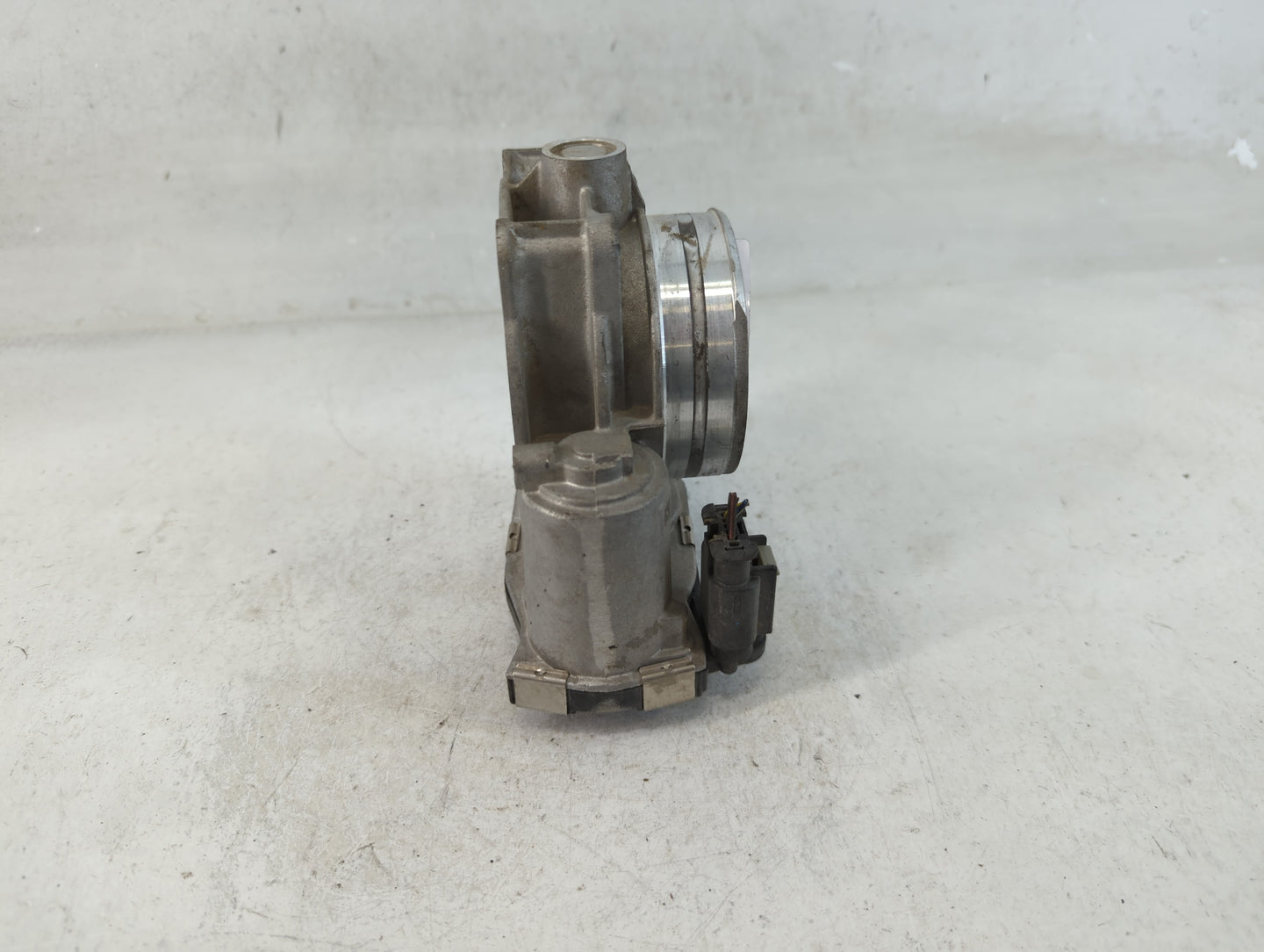 2017-2022 Chevrolet Traverse Throttle Body P/N:12670981AA Fits Fits 2012 2013 2014 2015 2016 2017 2018 2019 2020 2021 2022 O