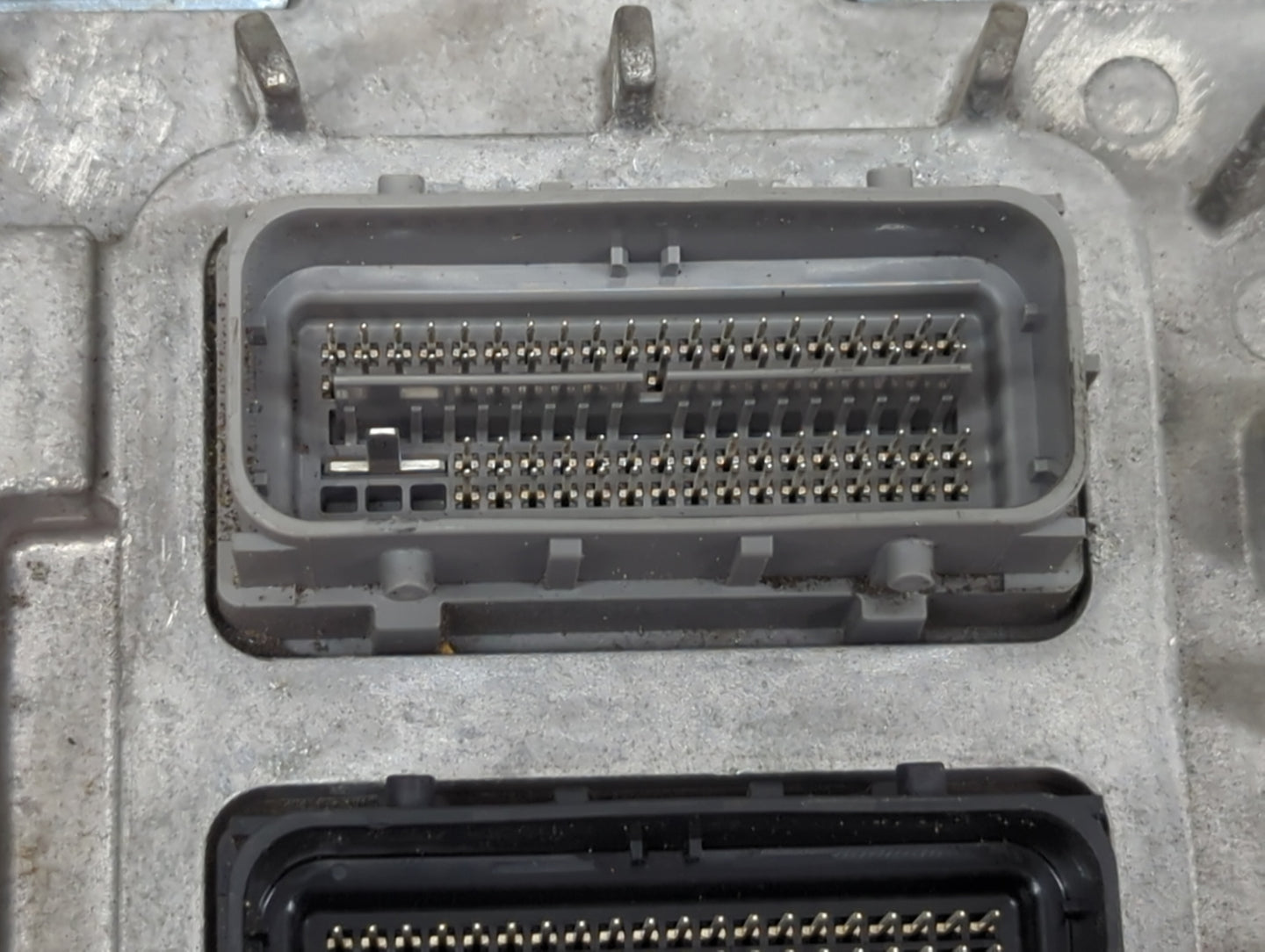 2019 Chevrolet Travrs PCM Engine Control Computer ECU ECM PCU OEM P/N:12697045 12687296 Fits Fits 2016 2017 2018 2020 2021 2