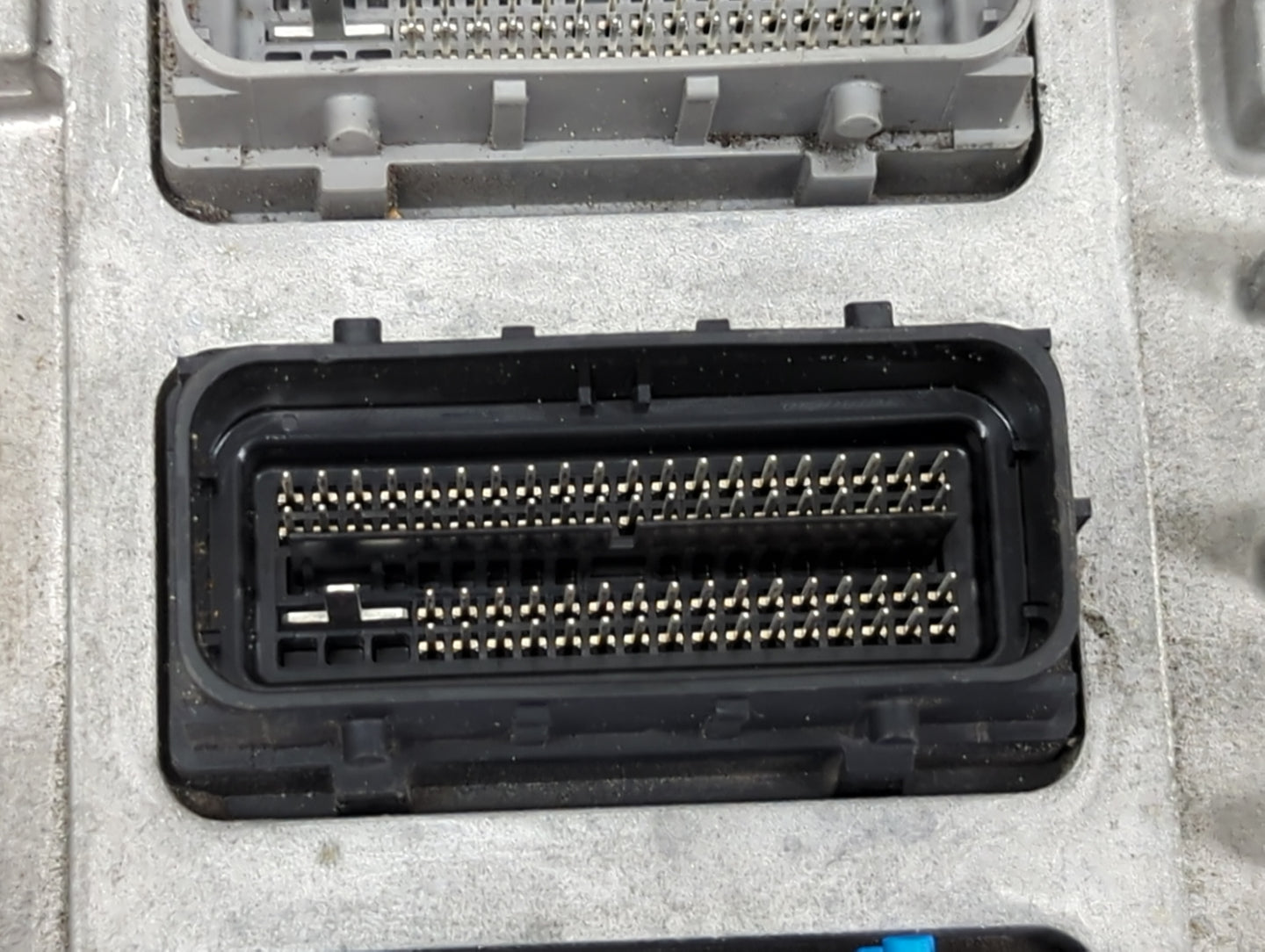 2019 Chevrolet Travrs PCM Engine Control Computer ECU ECM PCU OEM P/N:12697045 12687296 Fits Fits 2016 2017 2018 2020 2021 2