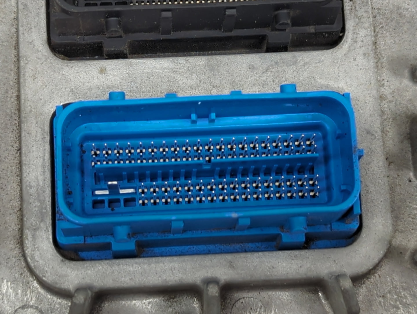 2019 Chevrolet Travrs PCM Engine Control Computer ECU ECM PCU OEM P/N:12697045 12687296 Fits Fits 2016 2017 2018 2020 2021 2