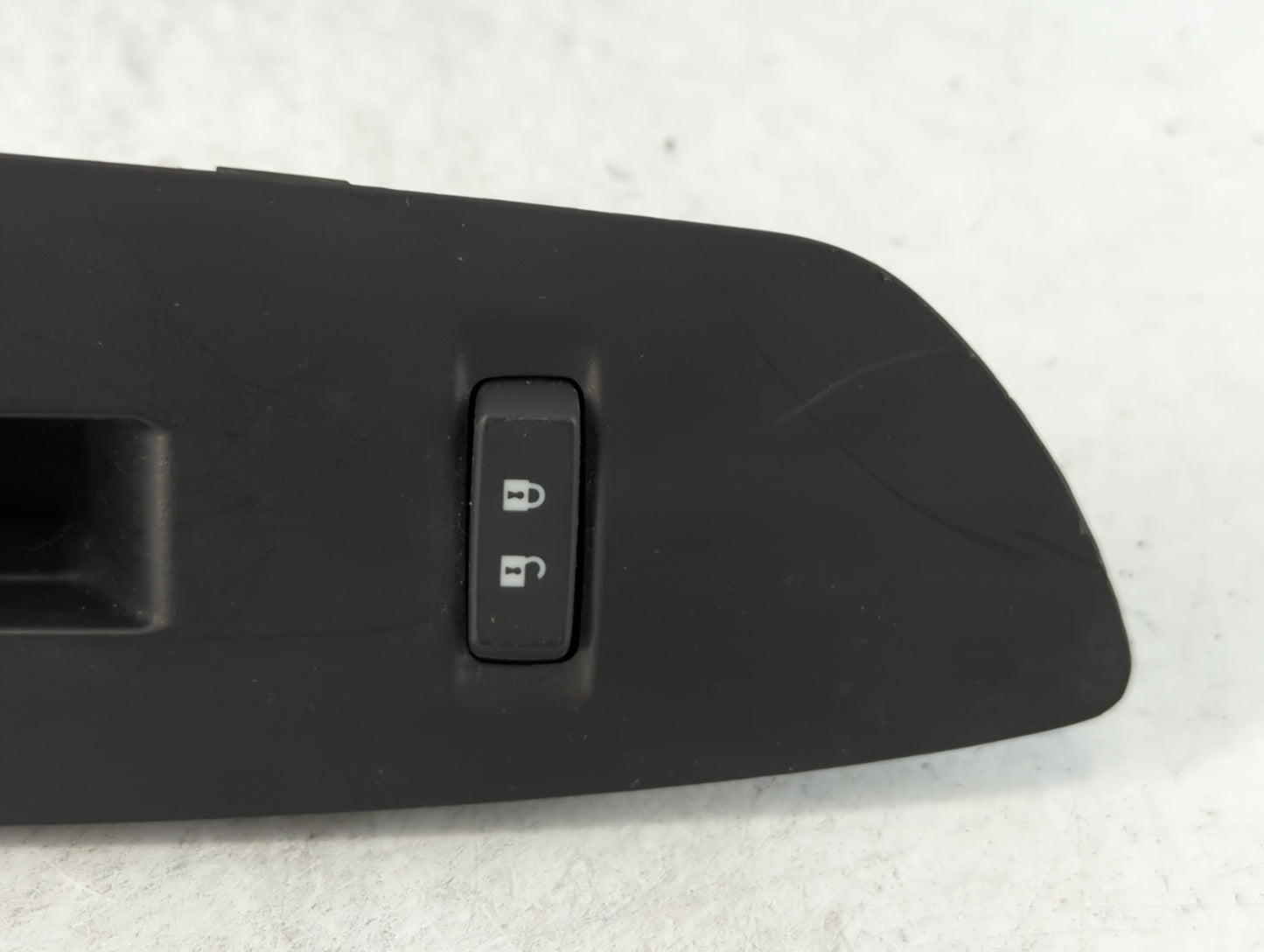 2017-2021 Chevrolet Trax Master Power Window Switch Replacement Driver Side Left P/N:2018090609 99XX60 Fits OEM Used Auto Pa