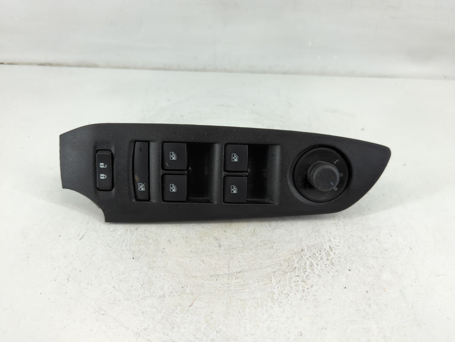 2017-2021 Chevrolet Trax Master Power Window Switch Replacement Driver Side Left P/N:22915128 Fits Fits 2017 2018 2019 2020 