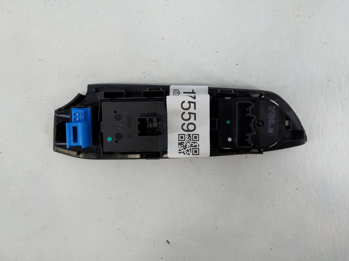 2017-2021 Chevrolet Trax Master Power Window Switch Replacement Driver Side Left P/N:42406141 22915128 Fits OEM Used Auto Pa