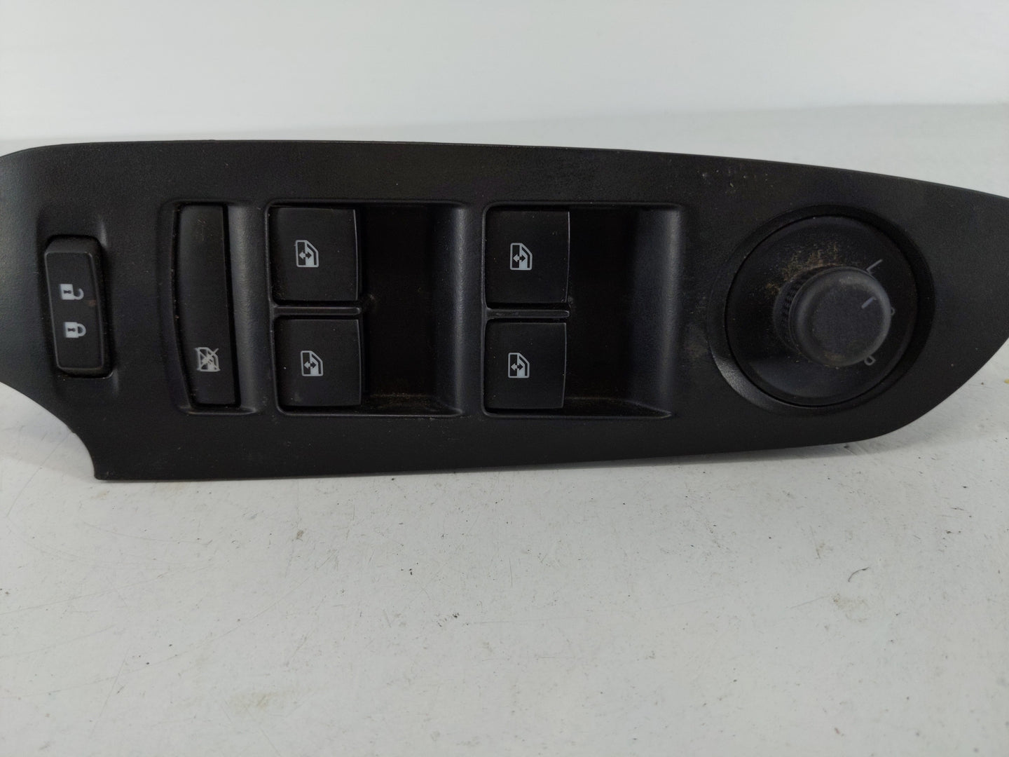 2017-2021 Chevrolet Trax Master Power Window Switch Replacement Driver Side Left P/N:13408454 22915128 Fits OEM Used Auto Pa