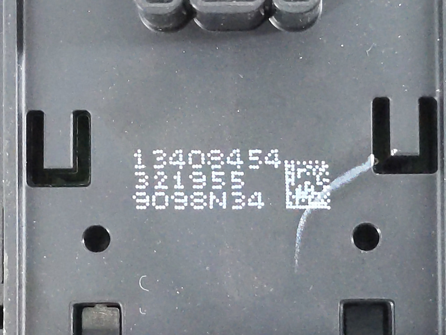2017-2021 Chevrolet Trax Master Power Window Switch Replacement Driver Side Left P/N:13408454 22915128 Fits OEM Used Auto Pa