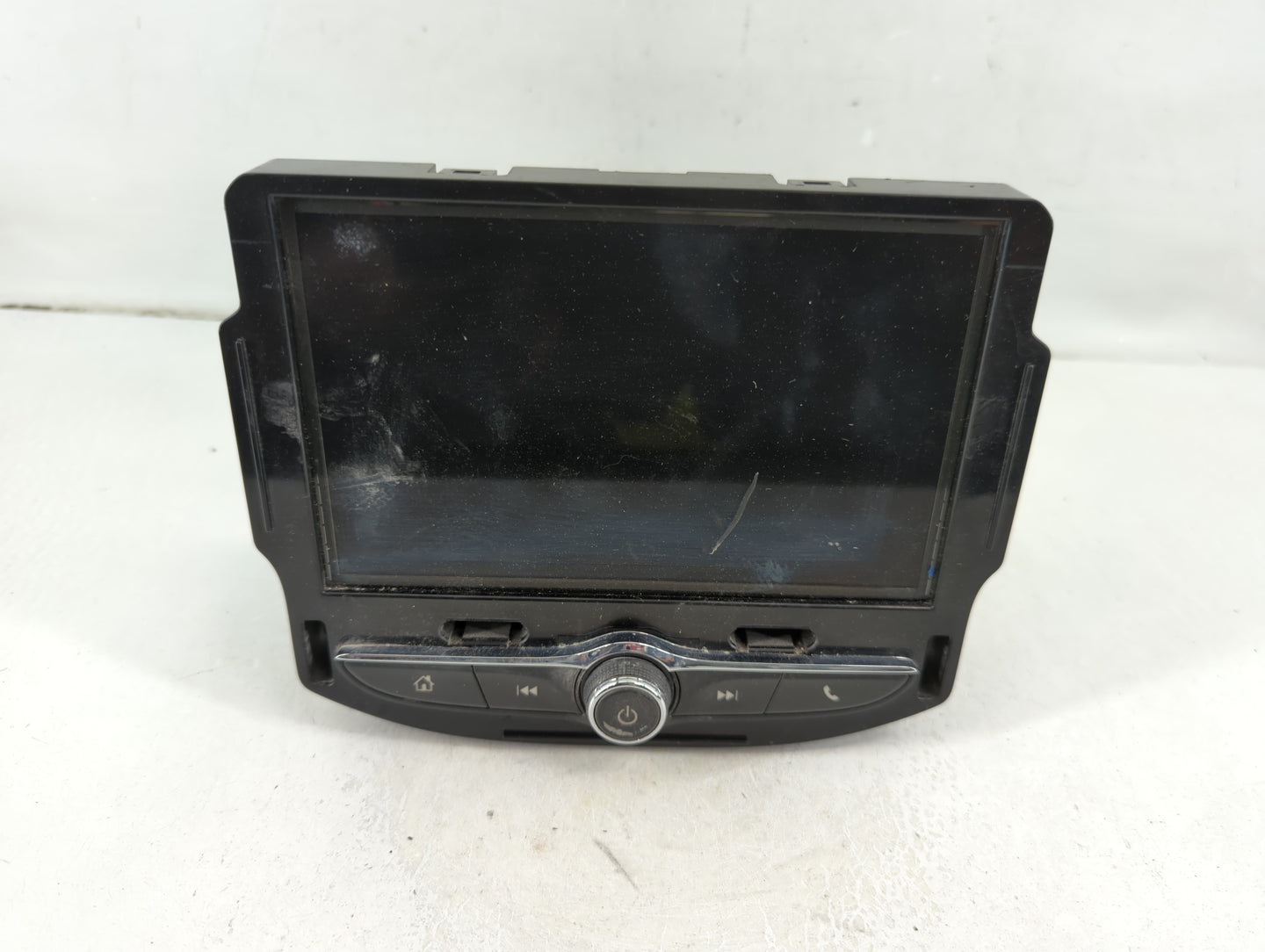 2018-2020 Chevrolet Trax Radio AM FM Cd Player Receiver Replacement P/N:84388576 Fits Fits 2018 2019 2020 OEM Used Auto Part
