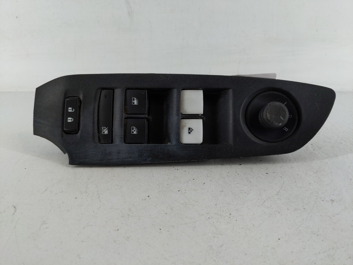 2017-2021 Chevrolet Trax Master Power Window Switch Replacement Driver Side Left P/N:22915128 Fits Fits 2017 2018 2019 2020 
