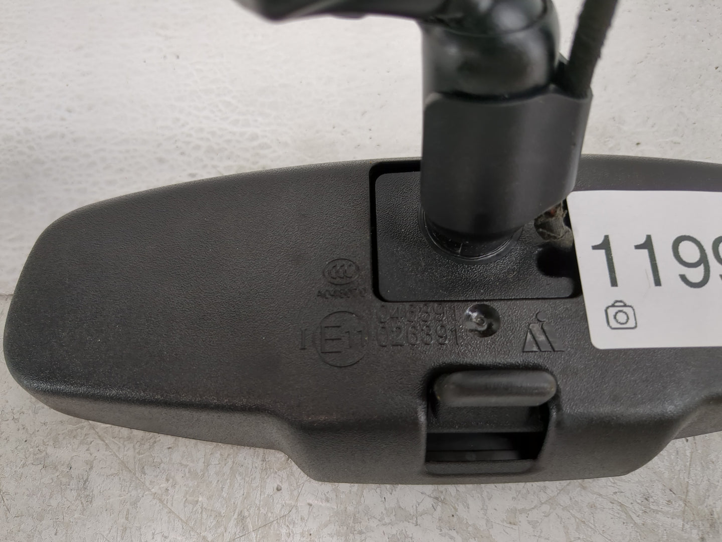 2013-2021 Chevrolet Trax Interior Rear View Mirror Replacement OEM P/N:E11046391 E11026391 Fits OEM Used Auto Parts - Oemuse