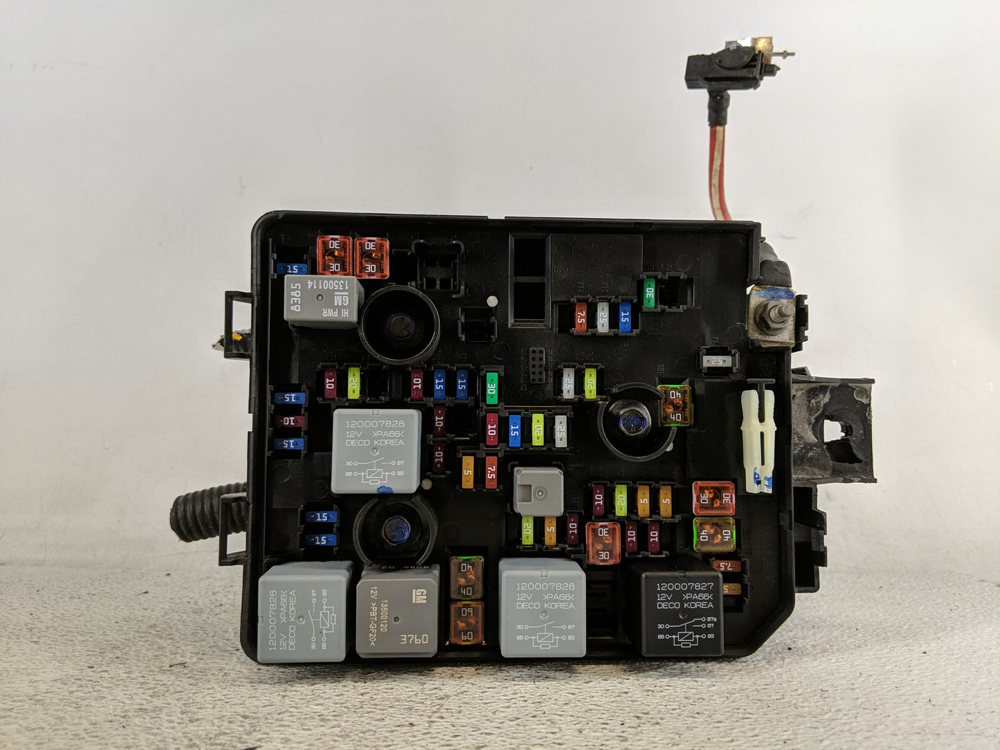 2018-2021 Chevrolet Trax Fusebox Fuse Box Panel Relay Module P/N:42624875 Fits Fits 2018 2019 2020 2021 OEM Used Auto Parts 