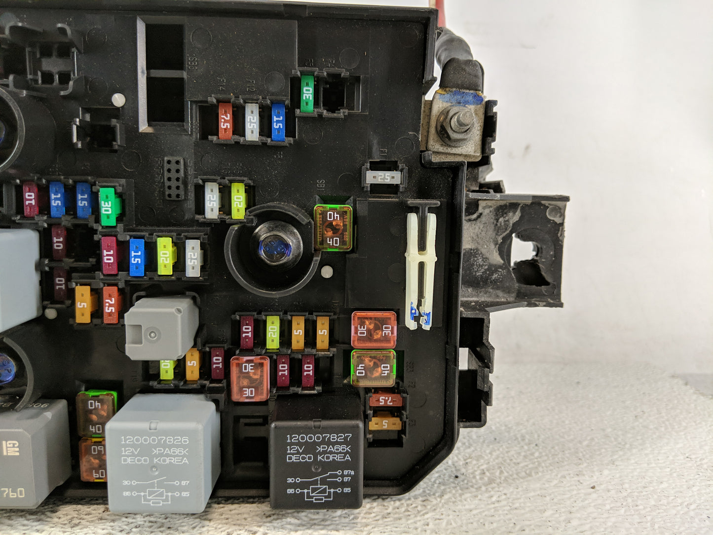 2018-2021 Chevrolet Trax Fusebox Fuse Box Panel Relay Module P/N:42624875 Fits Fits 2018 2019 2020 2021 OEM Used Auto Parts 