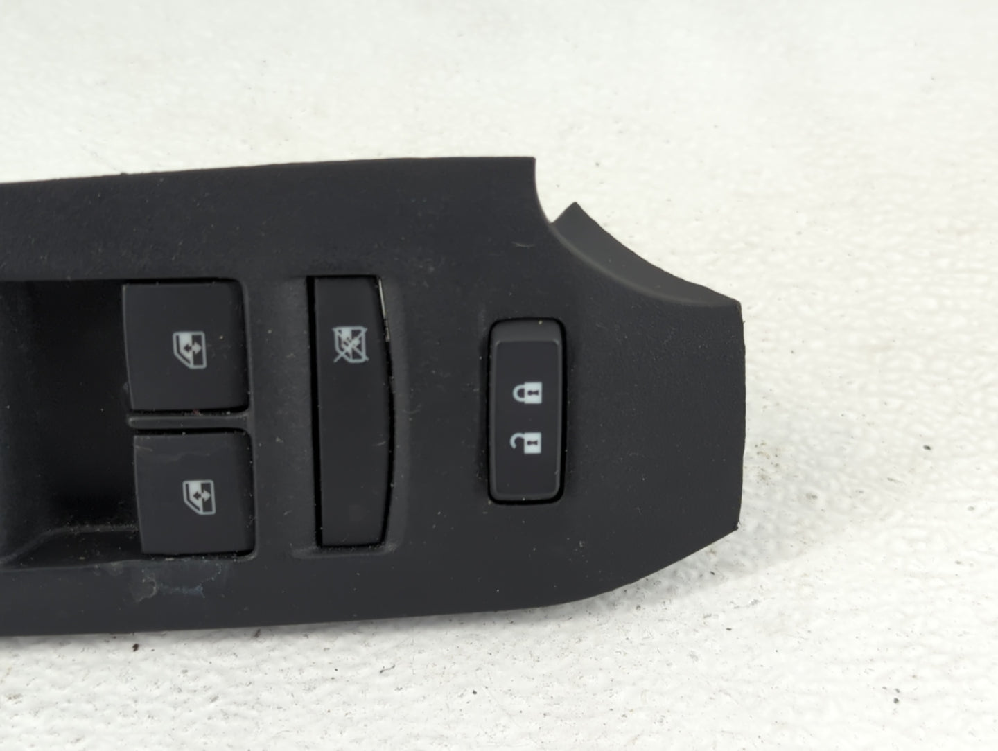 2017-2021 Chevrolet Trax Master Power Window Switch Replacement Driver Side Left P/N:22915128 Fits Fits 2017 2018 2019 2020 