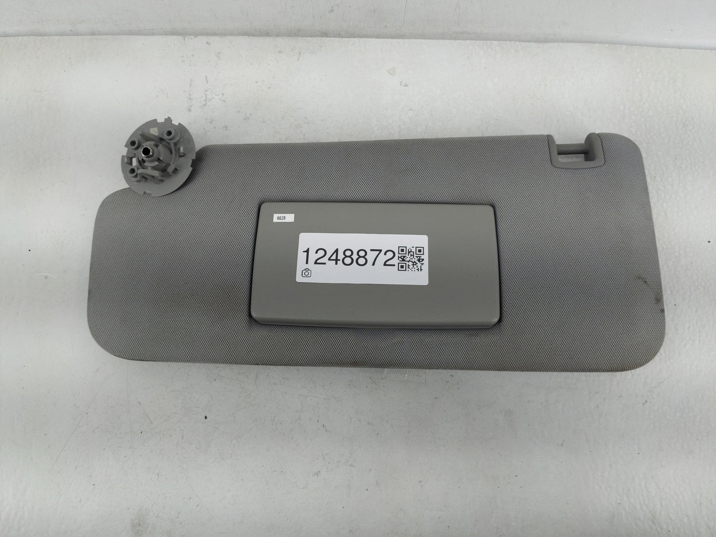 2017-2021 Chevrolet Trax Sun Visor Shade Replacement Driver Left Mirror Fits Fits 2017 2018 2019 2020 2021 OEM Used Auto Par