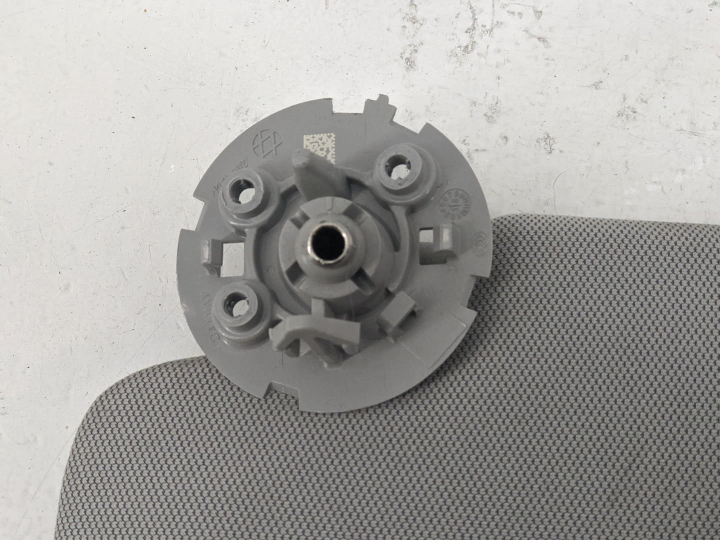 2017-2021 Chevrolet Trax Sun Visor Shade Replacement Driver Left Mirror Fits Fits 2017 2018 2019 2020 2021 OEM Used Auto Par