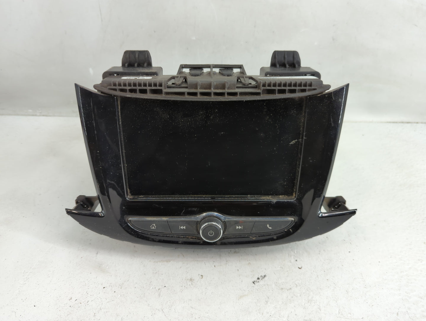 2017-2020 Chevrolet Trax Radio AM FM Cd Player Receiver Replacement P/N:84388576 Fits Fits 2017 2018 2019 2020 OEM Used Auto