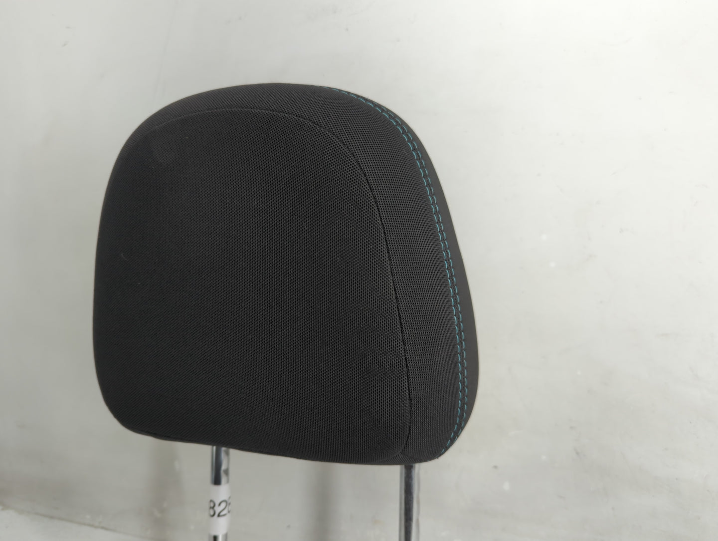 2019 Chevrolet Trax Headrest Head Rest Rear Seat Fits OEM Used Auto Parts - Oemusedautoparts1.com