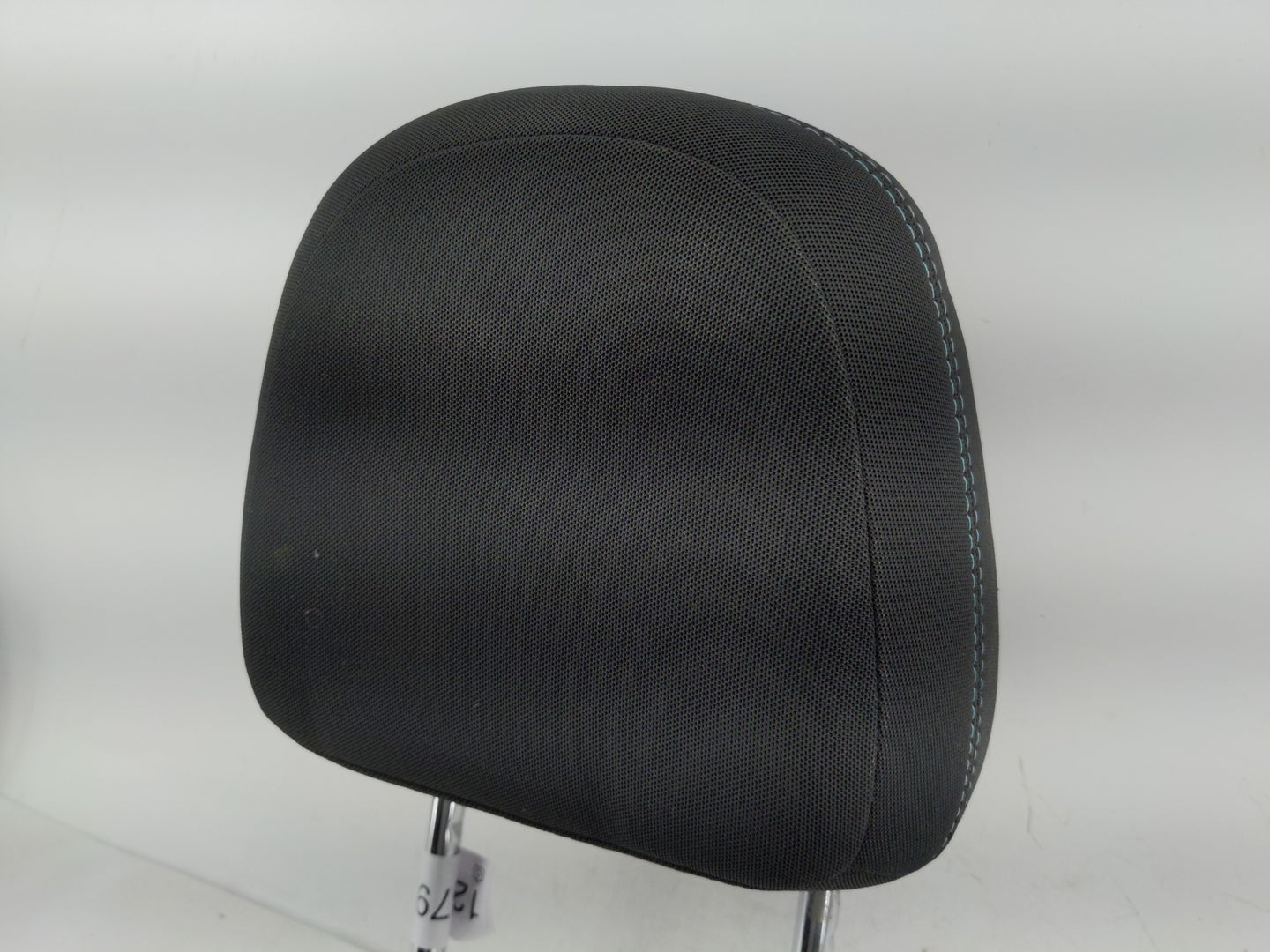 2019 Chevrolet Trax Headrest Head Rest Front Driver Passenger Seat Fits OEM Used Auto Parts - Oemusedautoparts1.com