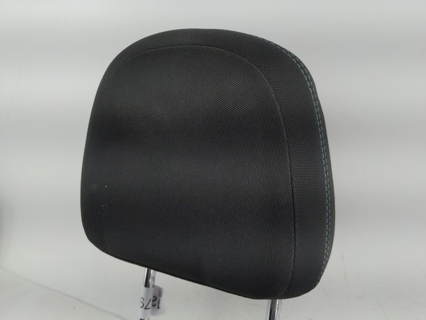 2019 Chevrolet Trax Headrest Head Rest Front Driver Passenger Seat Fits OEM Used Auto Parts - Oemusedautoparts1.com