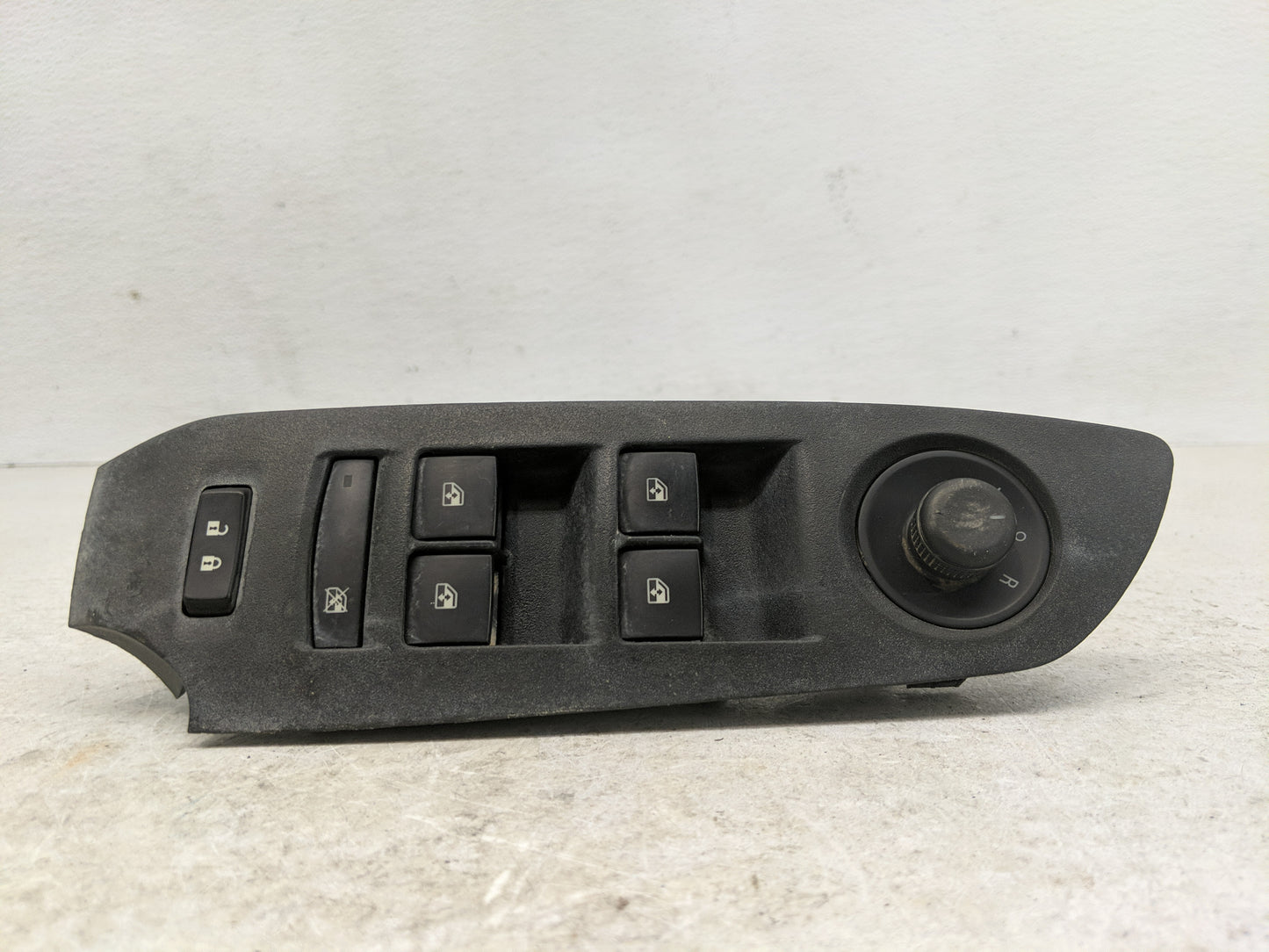 2017-2021 Chevrolet Trax Master Power Window Switch Replacement Driver Side Left P/N:17015503 42406141 Fits OEM Used Auto Pa