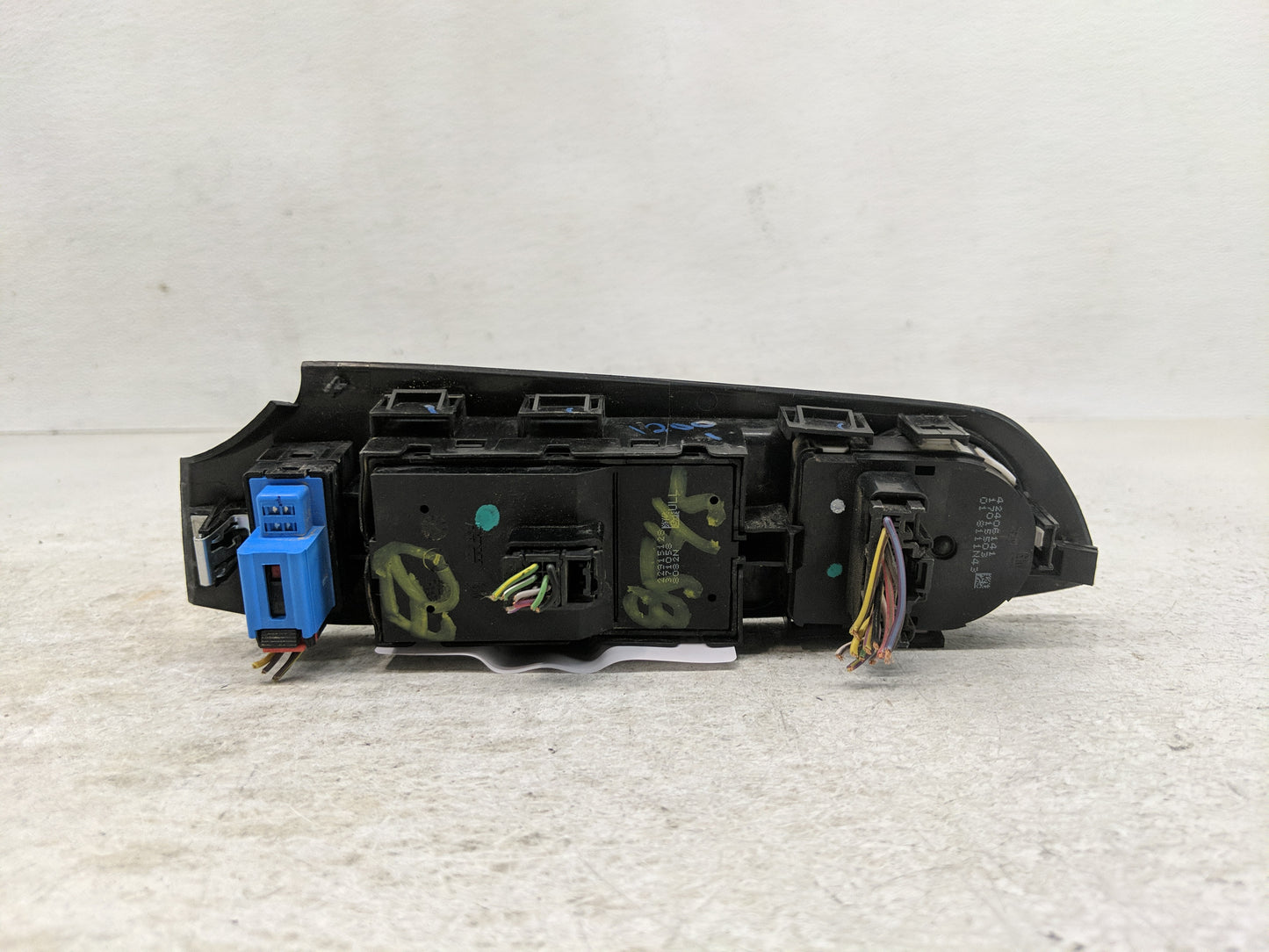 2017-2021 Chevrolet Trax Master Power Window Switch Replacement Driver Side Left P/N:17015503 42406141 Fits OEM Used Auto Pa