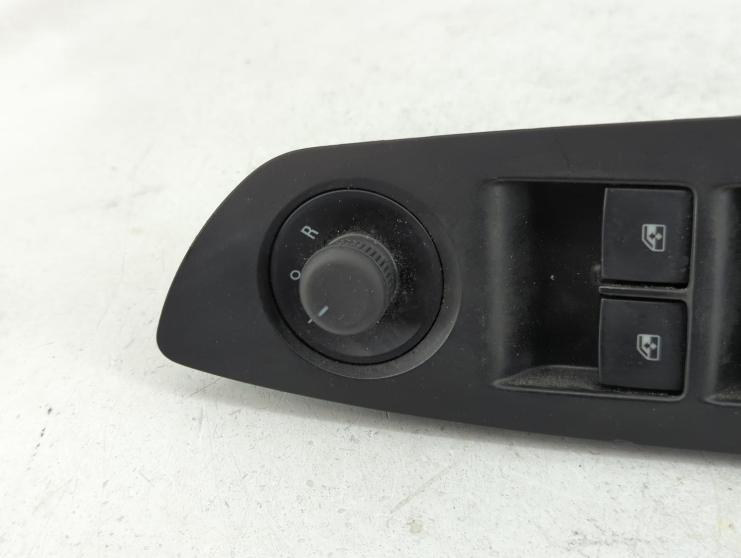 2017-2021 Chevrolet Trax Master Power Window Switch Replacement Driver Side Left P/N:CFL4B 544159 17015503 Fits OEM Used Aut