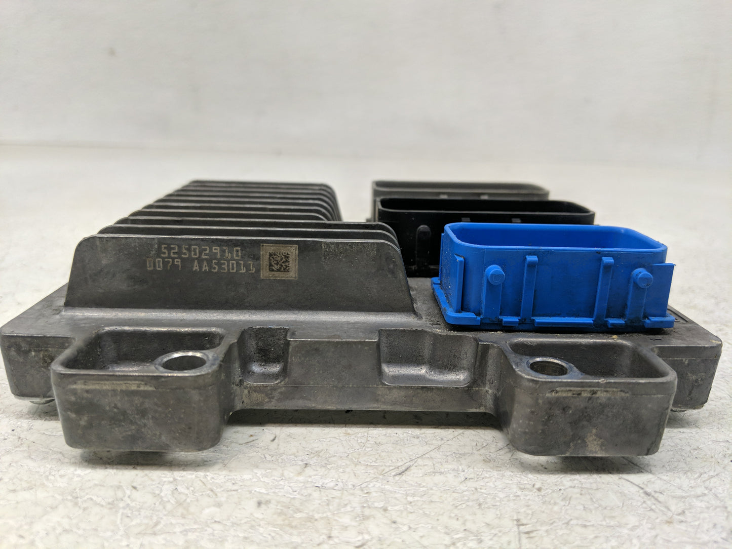 2017-2021 Chevrolet Trax PCM Engine Control Computer ECU ECM PCU OEM P/N:12692201 12695536 Fits Fits 2017 2018 2019 2020 202