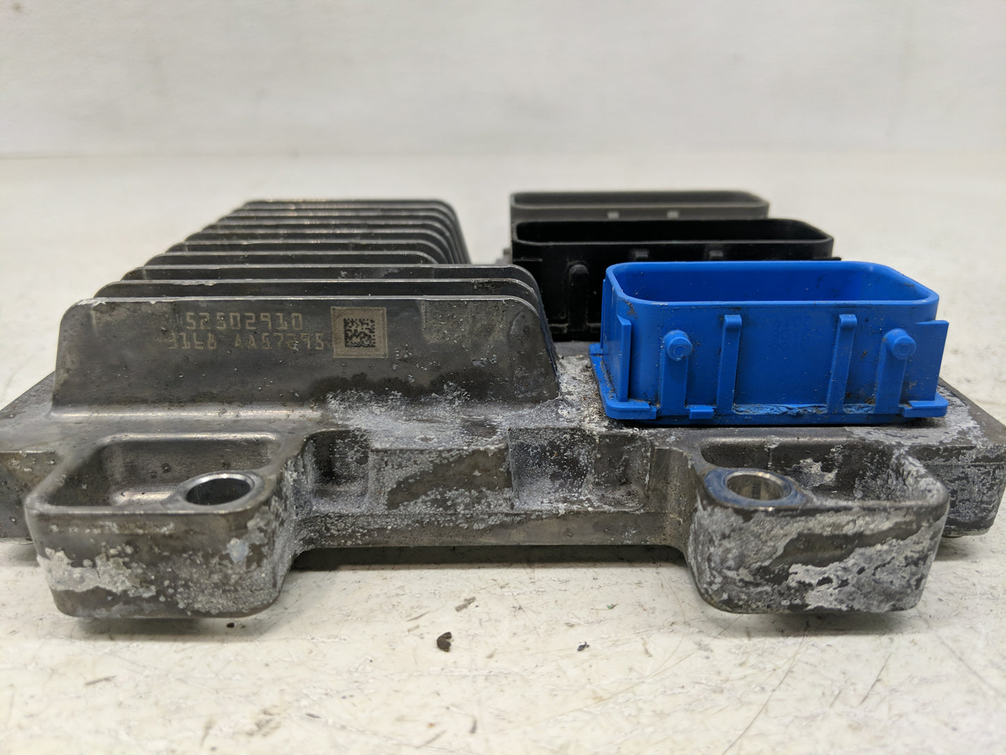 2017-2021 Chevrolet Trax PCM Engine Control Computer ECU ECM PCU OEM P/N:12692201 12695536 Fits Fits 2017 2018 2019 2020 202