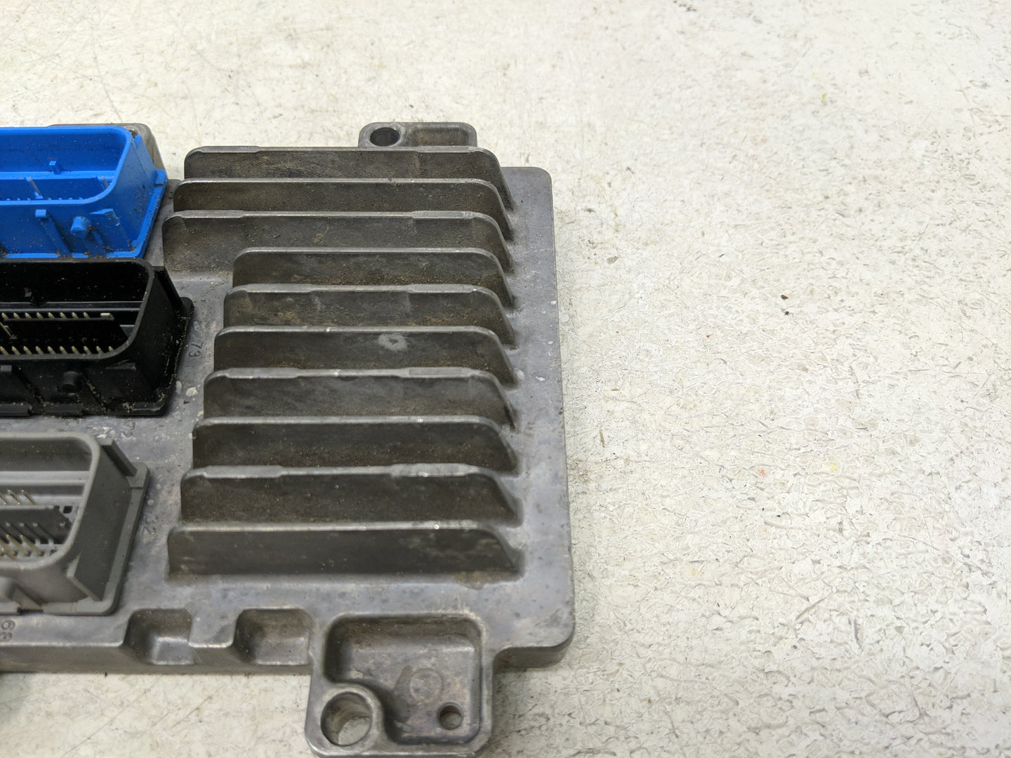 2017-2021 Chevrolet Trax PCM Engine Control Computer ECU ECM PCU OEM P/N:12692201 12695536 Fits Fits 2017 2018 2019 2020 202