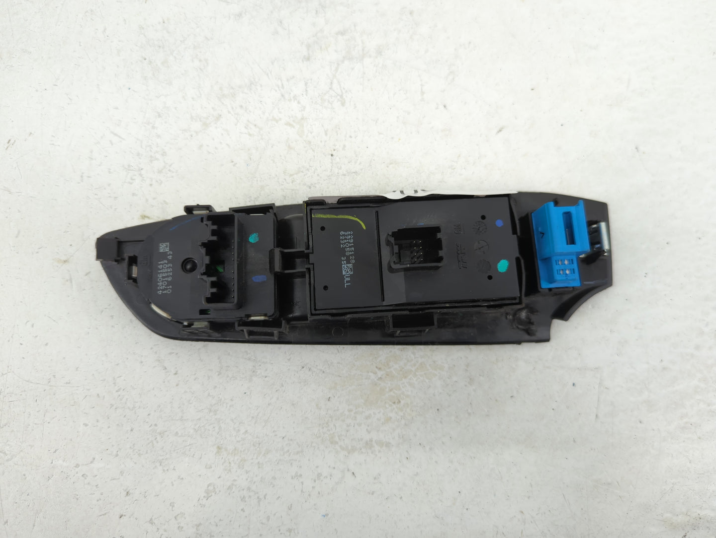 2017-2021 Chevrolet Trax Master Power Window Switch Replacement Driver Side Left P/N:CFL4B 544159 Fits OEM Used Auto Parts -