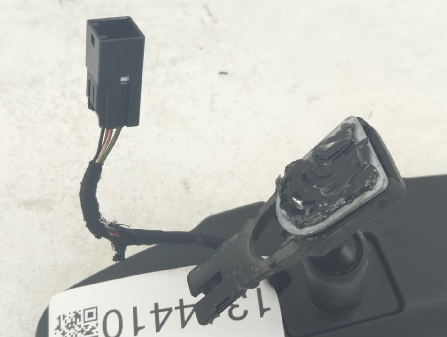 2013-2021 Chevrolet Trax Interior Rear View Mirror Replacement OEM P/N:A048070 Fits OEM Used Auto Parts - Oemusedautoparts1.