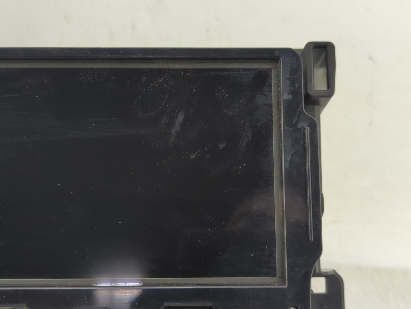 2018-2019 Chevrolet Trax Radio AM FM Cd Player Receiver Replacement P/N:84371468 Fits Fits 2018 2019 OEM Used Auto Parts - O