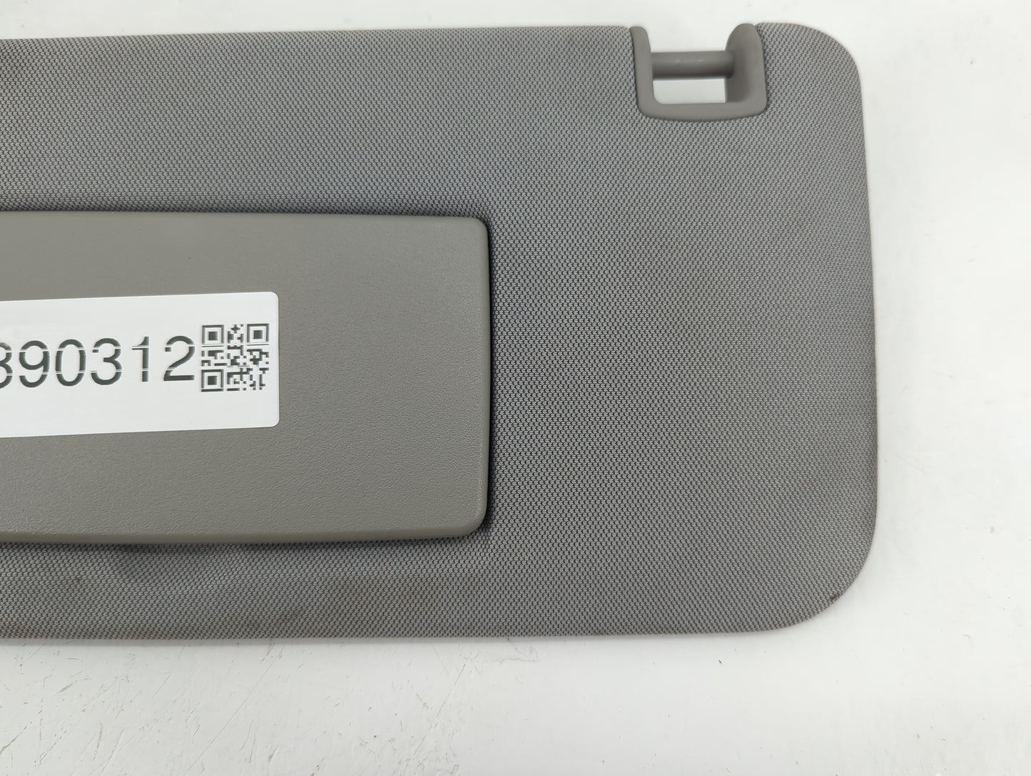 2017-2021 Chevrolet Trax Sun Visor Shade Replacement Driver Left Mirror Fits Fits 2017 2018 2019 2020 2021 OEM Used Auto Par