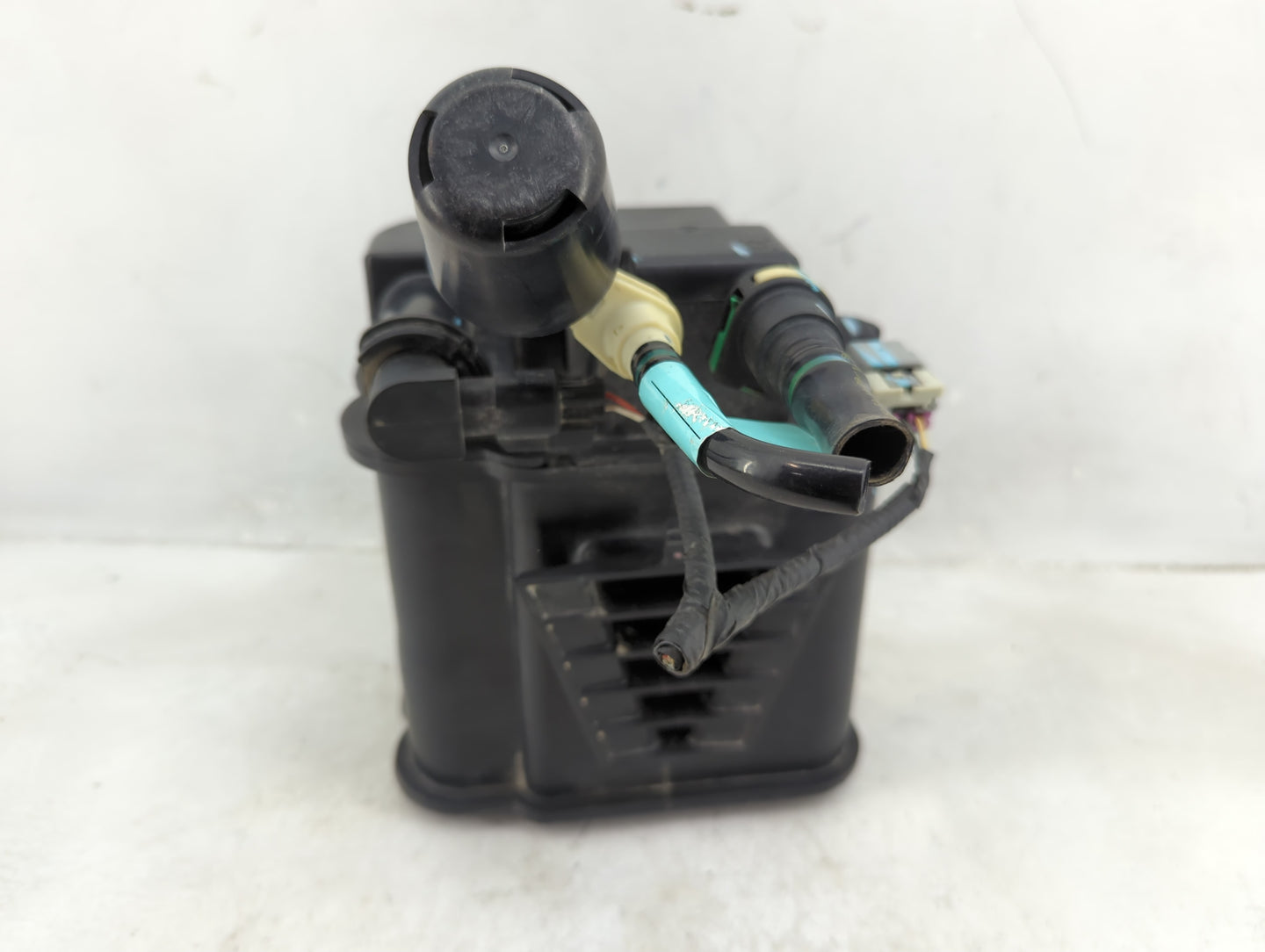 2019 Chevrolet Trax Fuel Vapor Charcoal Canister - Oemusedautoparts1.com