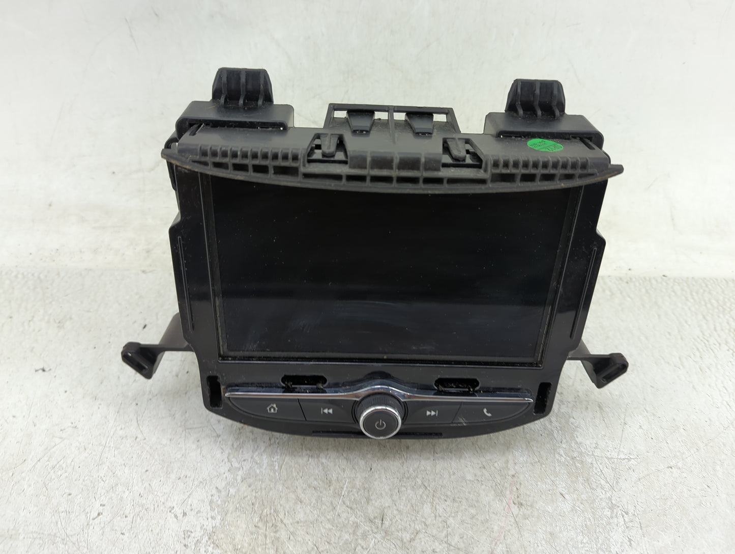 2017-2020 Chevrolet Trax Radio AM FM Cd Player Receiver Replacement P/N:84479949 Fits Fits 2017 2018 2019 2020 OEM Used Auto